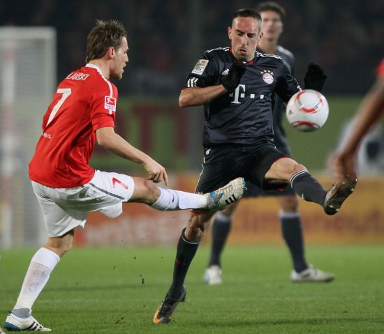 他在接受訪 他在接受訪